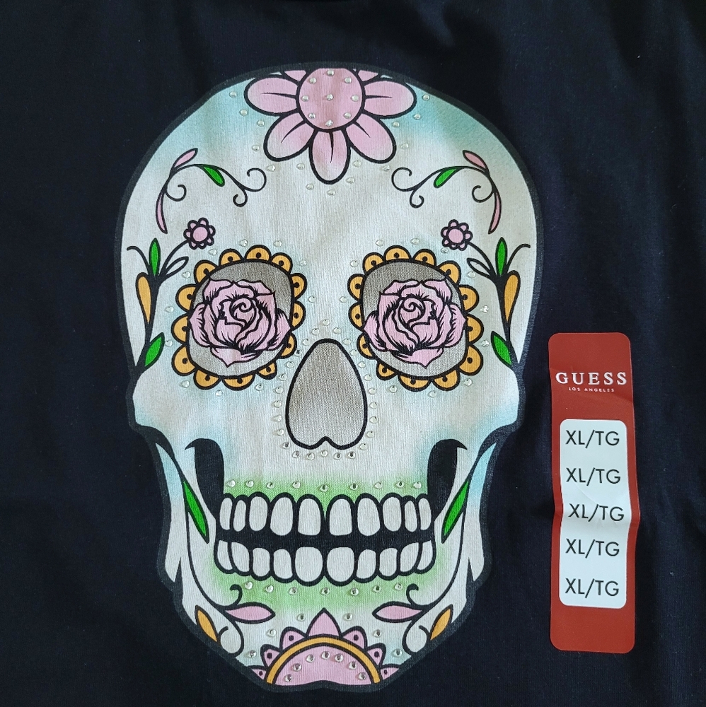 Guess❓Sugar Skull💀 Jet Black🖤 Graphic Skully Tee - NWT - Picture 3 of 16